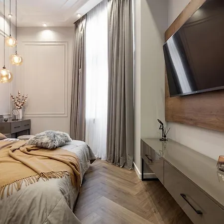 кості левицького 11 *