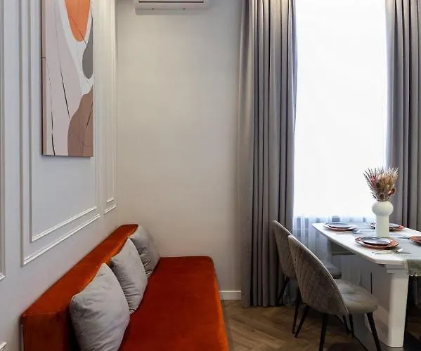 кості левицького 11 Apartamento Leópolis