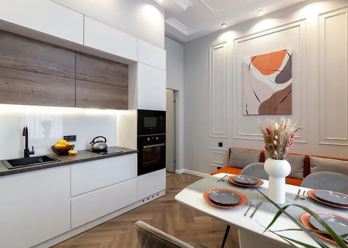 кості левицького 11 *