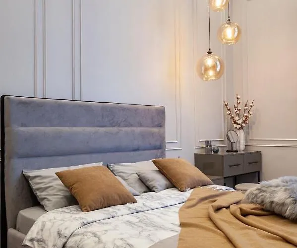 Apartamento кості левицького 11 Leópolis