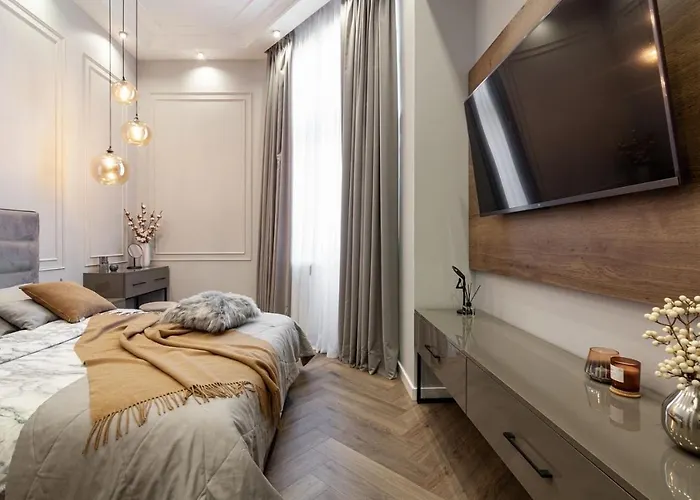 кості левицького 11 *